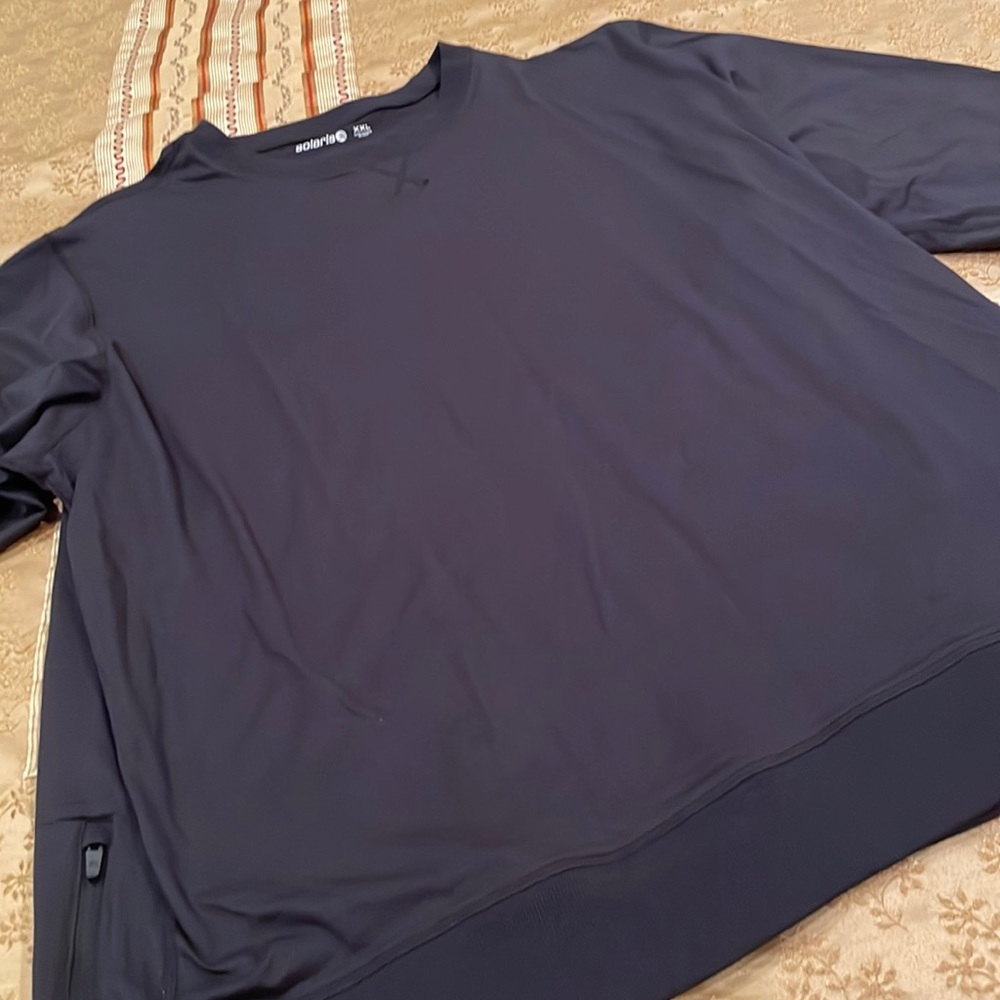 NWOT Solaris shirt, crew neck, polyester blend, machine washable, XXL